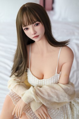 158cm C Cup Lifelike Sex Doll Qiang Wei
